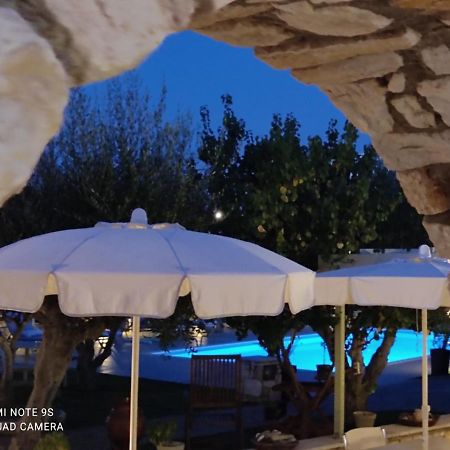 Sunset Studios And Apartments For Adults Over 21 Only Науса Екстер'єр фото