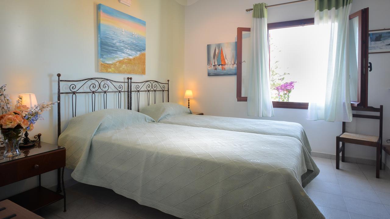 Sunset Studios And Apartments For Adults Over 21 Only Науса Екстер'єр фото